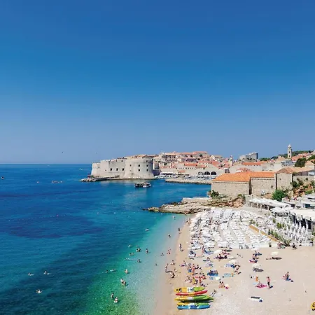 アパート Lovely In With Wifi *