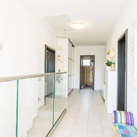 Lovely In With Wifi Apartment