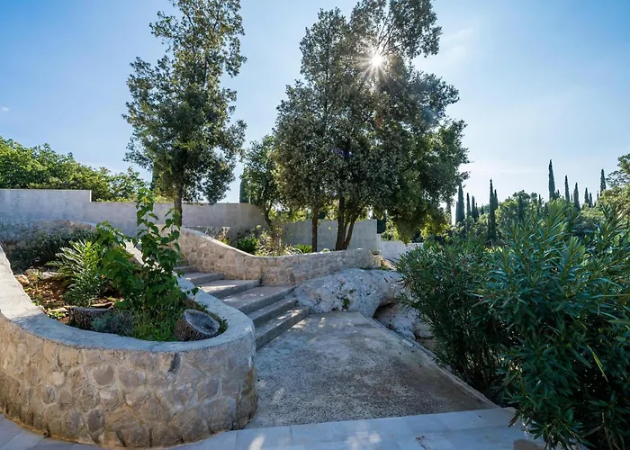 Lovely In With Wifi Čilipi