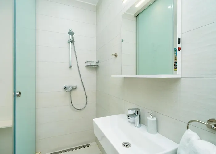 Lovely In With Wifi Apartament *